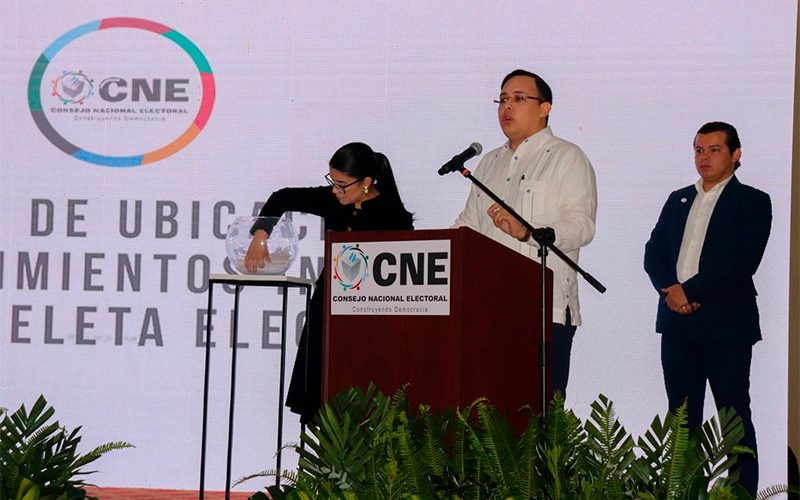 Growing concerns over pressure and sabotage at the CNE before the 2025 elections