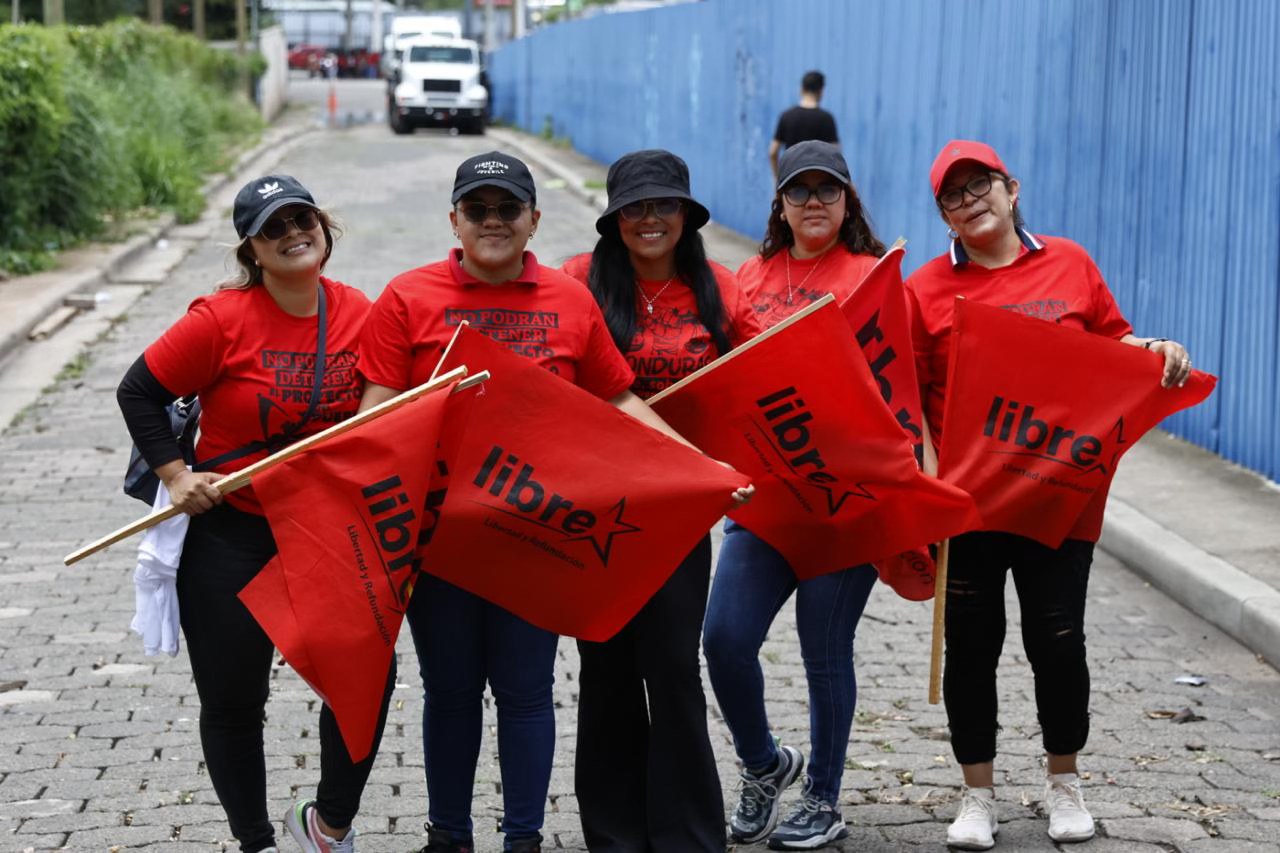 Opposition leads LIBRE in recent Honduras polling