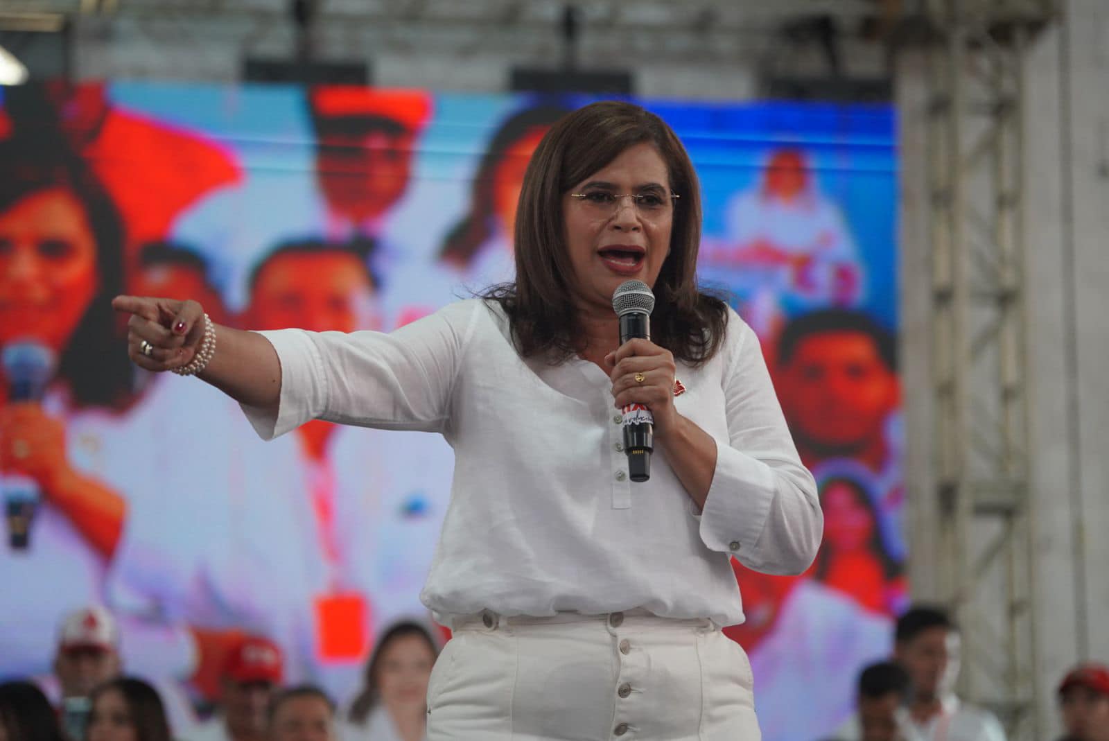 Moncada’s Electoral Collapse: LIBRE’s Challenges and Institutional Dangers