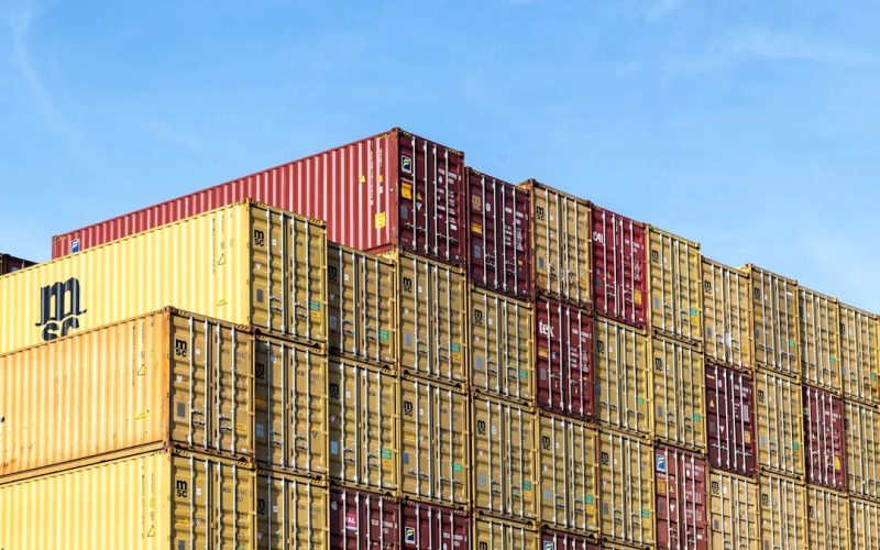 How do tariffs impact the economy: explained simply